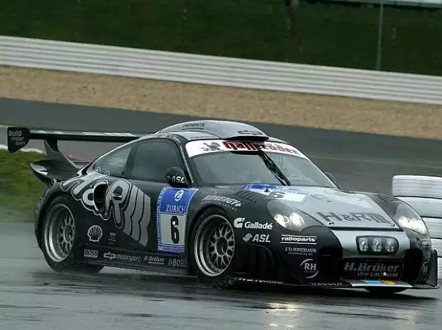 Porsche 996 GT2 Biturbo Titel-Bild zur News: Porsche 996 GT2 Biturbo