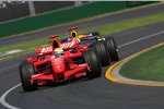 Felipe Massa (Ferrari) vor David Coulthard (Red Bull) 