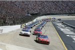 Jeff Gordon führt das Feld in das Food City 500