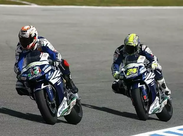 Titel-Bild zur News: Marco Melandri vor Antonio Elias