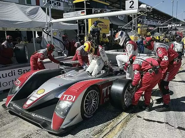 Audi R10 TDI Titel-Bild zur News: Audi R10 TDI