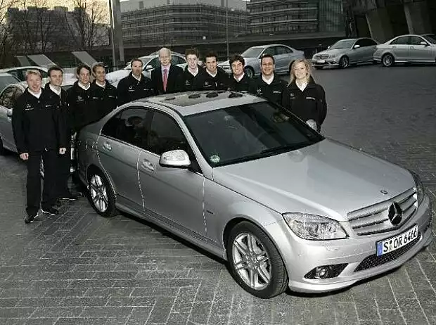DTM-Aufgebot Mercedes-Benz 2007 Titel-Bild zur News: DTM-Aufgebot Mercedes-Benz 2007