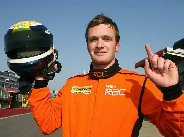 Titel-Bild zur News: Oliver Turkington