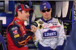 Jeff Gordon (links) im Gespräch mit Jimmie Johnson 