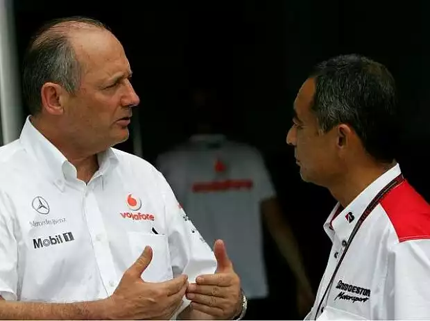 Ron Dennis mit Hiroshi Yasukawa Titel-Bild zur News: Ron Dennis mit Hiroshi Yasukawa