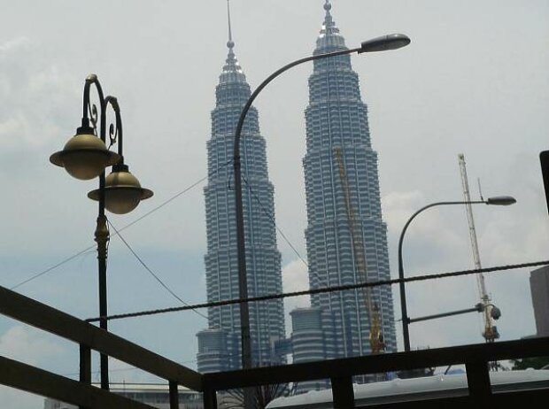 Twin-Towers