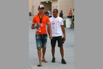 Adrian Sutil (Spyker) und Lewis Hamilton (McLaren-Mercedes)