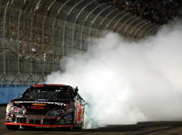 Kevin Harvick Kevin Harvick