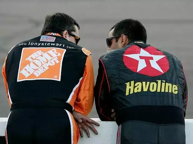 Tony Stewart Juan Pablo Montoya Titel-Bild zur News: Tony Stewart Juan Pablo Montoya