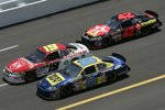 Juan Pablo Montoya folgt Elliott Sadler und Jeff Green 