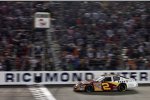 Clint Bowyer gewinnt das Busch-Rennen von Richmond