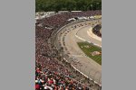 Jeff Gordon und Carl Edwards führen das Feld in die erste Runde von Richmond 