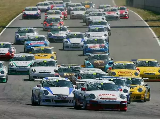 Porsche Carrera Cup Titel-Bild zur News: Porsche Carrera Cup