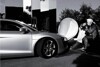Bild zum Inhalt: Lagerfeld fotografiert Audi R8