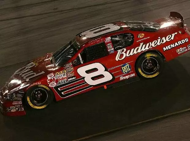 Titel-Bild zur News: Dale Earnhardt Jr. Richmond 2006