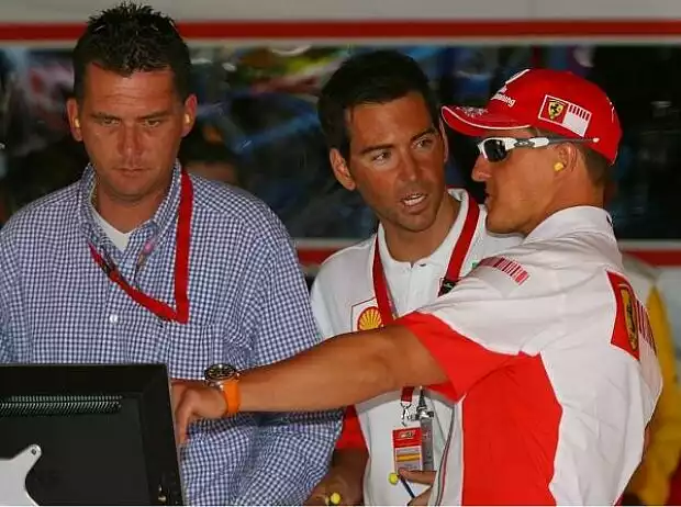 Michael Schumacher Titel-Bild zur News: Michael Schumacher