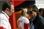 Stefano Domenicali (Sportlicher Leiter) (Ferrari) und Ex-Formel-1-Teambesitzer Gian Carlo Minardi