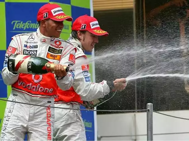 Lewis Hamilton und Fernando Alonso Titel-Bild zur News: Lewis Hamilton und Fernando Alonso