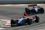 Timo Glock (iSport) vor Javier Villa (Racing Engineering) 