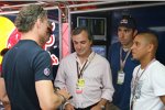 David Coulthard (Red Bull) und Ex-Rallye-Weltmeister Carlos Sainz