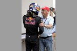 David Coulthard (Red Bull) und Niki Lauda
