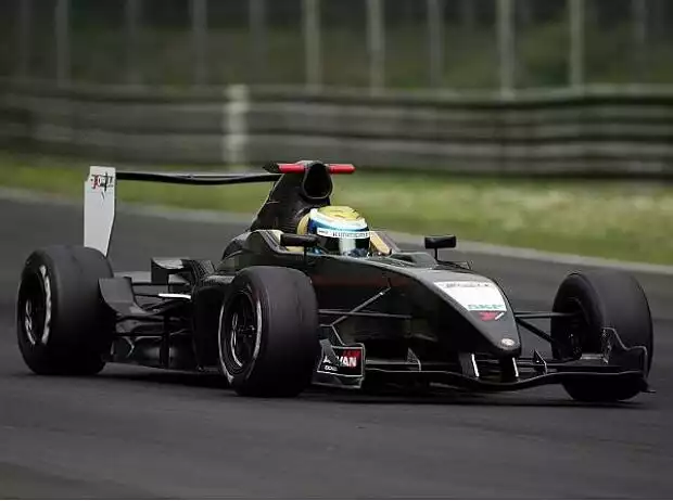 IFM Formel Master S2000 Titel-Bild zur News: IFM Formel Master S2000