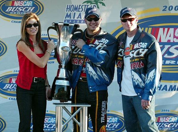 Theresa Earnhardt Martin Truex Dale Junior Theresa Earnhardt Martin Truex Dale Junior