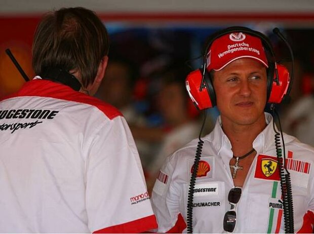 Titel-Bild zur News: Kees van der Grint mit Michael Schumacher