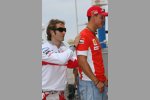 Jarno Trulli (Toyota) und Michael Schumacher (Ferrari) 