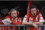 Jean Todt (Teamchef) und Löuca Baldisserri (Ferrari)