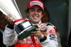 Bild zum Inhalt: Alonso: "Einer der schönsten Siege"