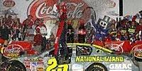 Bild zum Inhalt: Casey Mears gewinnt den NASCAR-Marathonkrimi