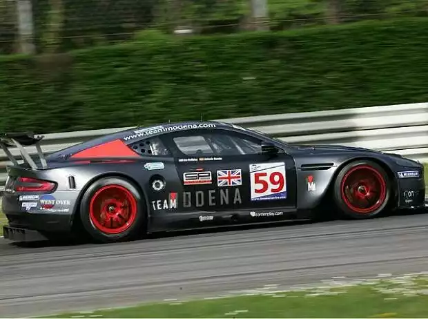 Team Modena Titel-Bild zur News: Team Modena