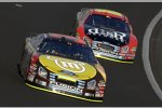 David Gilliland (Robert Yates) vor Greg Biffle (Roush)