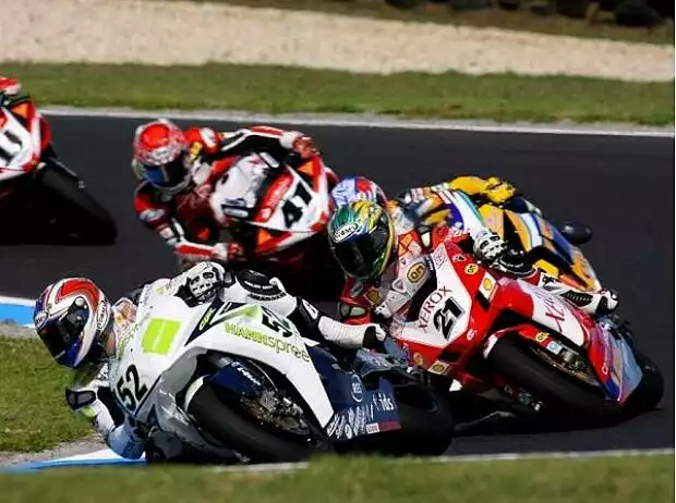 Superbike Titel-Bild zur News: Superbike