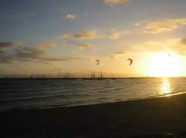 Kitesurfer in Surfers Paradise Titel-Bild zur News: Kitesurfer in Surfers Paradise