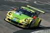 Bild zum Inhalt: Manthey-Porsche triumphiert im Wetterchaos