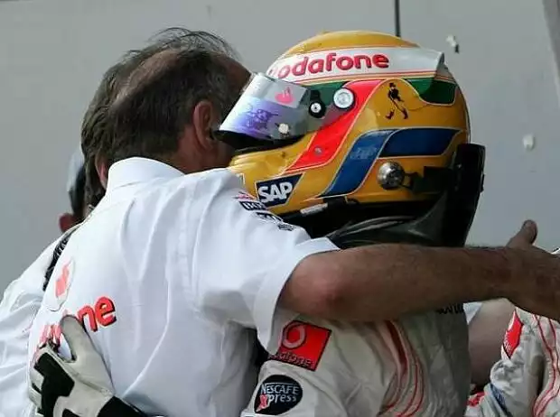 Ron Dennis und Lewis Hamilton Titel-Bild zur News: Ron Dennis und Lewis Hamilton