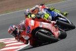 Casey Stoner (Ducati) vor Daniel Pedrosa (Honda)