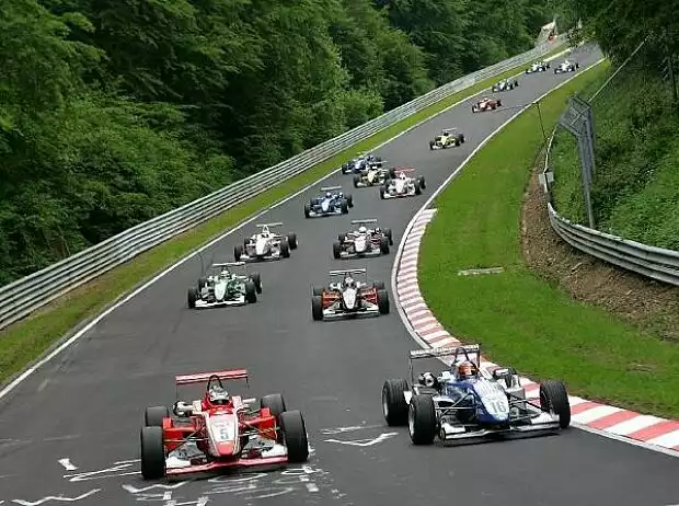 Formel 3 Cup Nordschleife Titel-Bild zur News: Formel 3 Cup Nordschleife