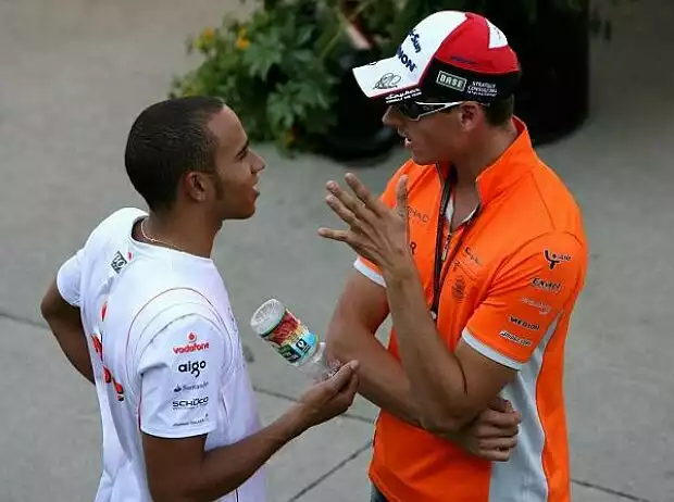 Lewis Hamilton Adrian Sutil Titel-Bild zur News: Lewis Hamilton Adrian Sutil