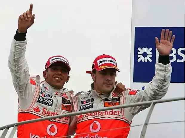 Lewis Hamilton und Fernando Alonso Titel-Bild zur News: Lewis Hamilton und Fernando Alonso