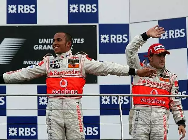 Lewis Hamilton und Fernando Alonso Titel-Bild zur News: Lewis Hamilton und Fernando Alonso
