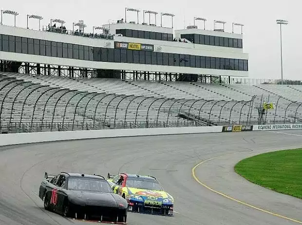 Greg Biffle Kyle Busch CoT Titel-Bild zur News: Greg Biffle Kyle Busch CoT