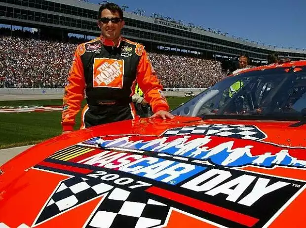 Titel-Bild zur News: Tony Stewart