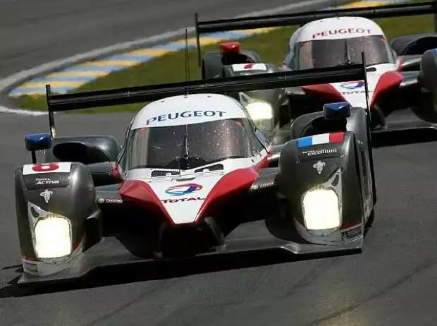 Peugeot 908 Titel-Bild zur News: Peugeot 908