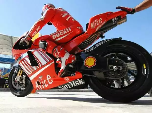 Casey Stoner Titel-Bild zur News: Casey Stoner