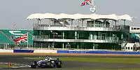Bild zum Inhalt: Willkommen im "Home of British Motor Racing"