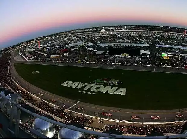 Daytona Titel-Bild zur News: Daytona