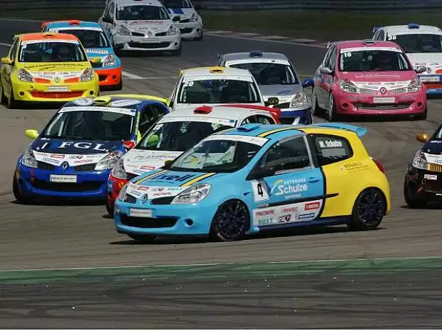 New-Renault-Clio-Cup Titel-Bild zur News: New-Renault-Clio-Cup